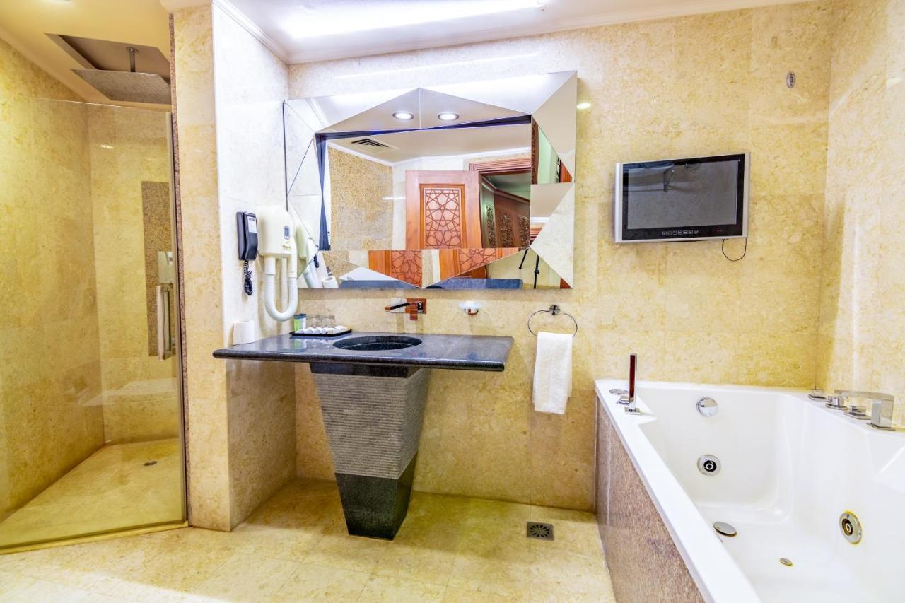 The Platinum Hotel Muscat Eksteriør billede
