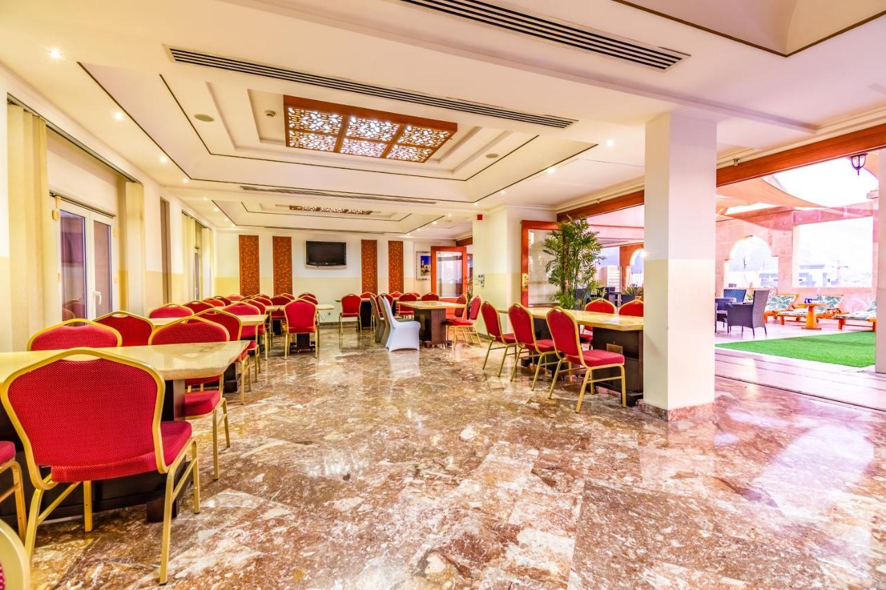 The Platinum Hotel Muscat Eksteriør billede
