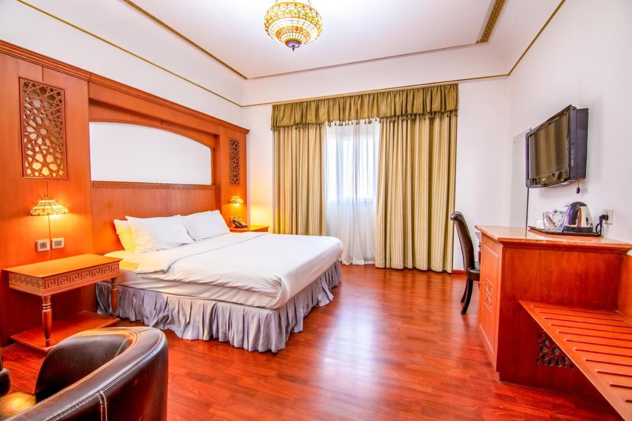 The Platinum Hotel Muscat Eksteriør billede